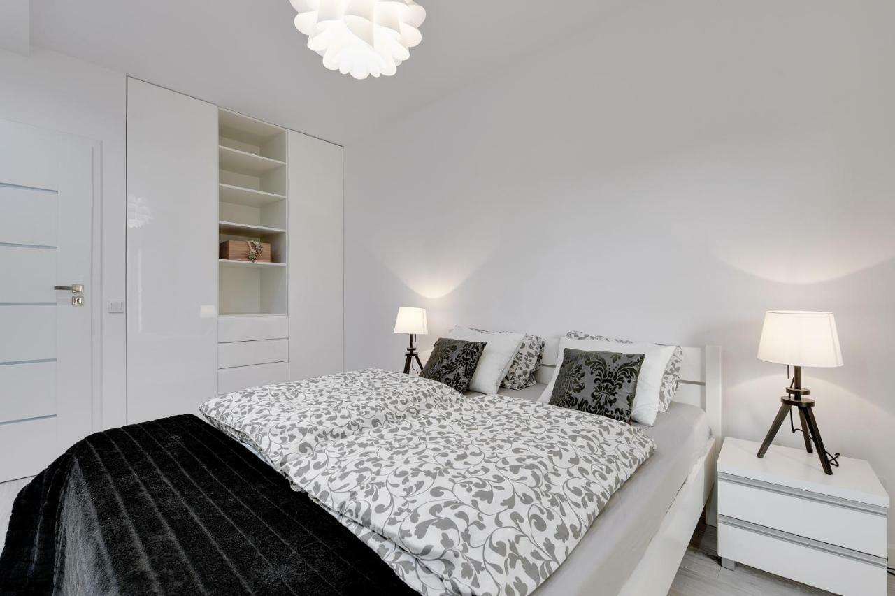 Beautiful Seaside View Apartments - 4 Oceans Premium Gdansk Exterior photo